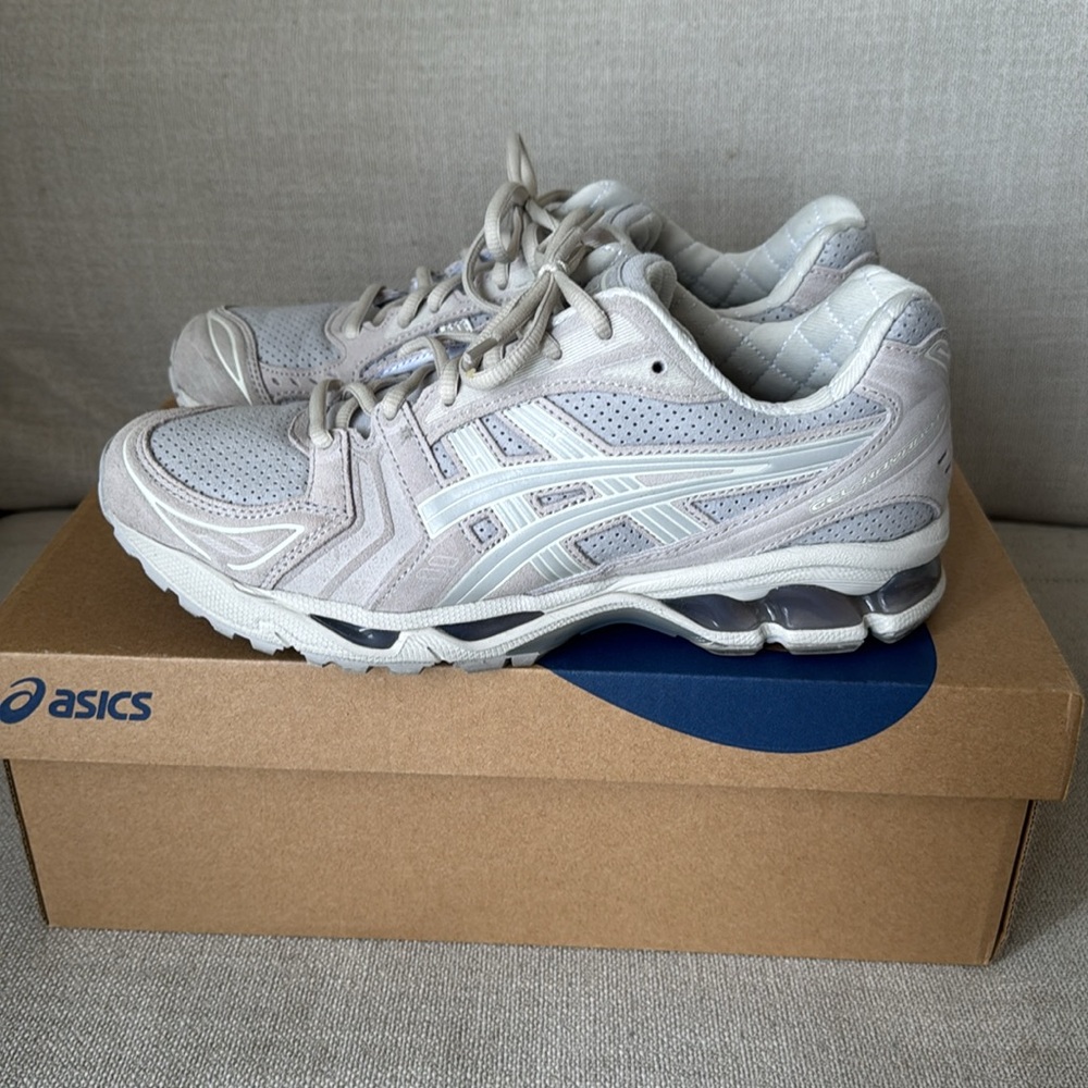 ASICS Gel-Kayano 14 - Picture 2 of 6
